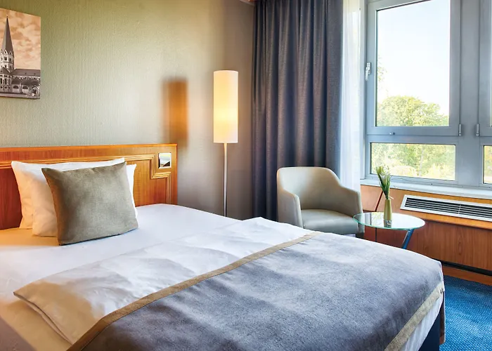 Otel Leonardo Bonn Airport Köln