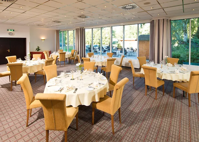 Otel Leonardo Bonn Airport Köln