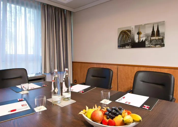 Leonardo Bonn Airport 4*