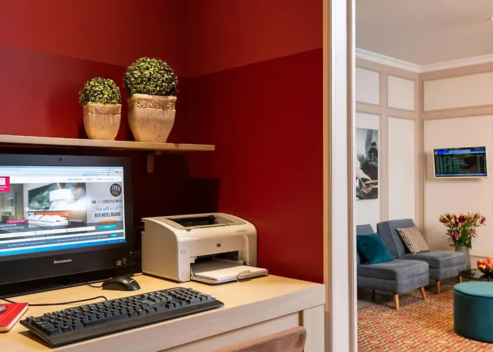 Leonardo Bonn Airport Otel 4*