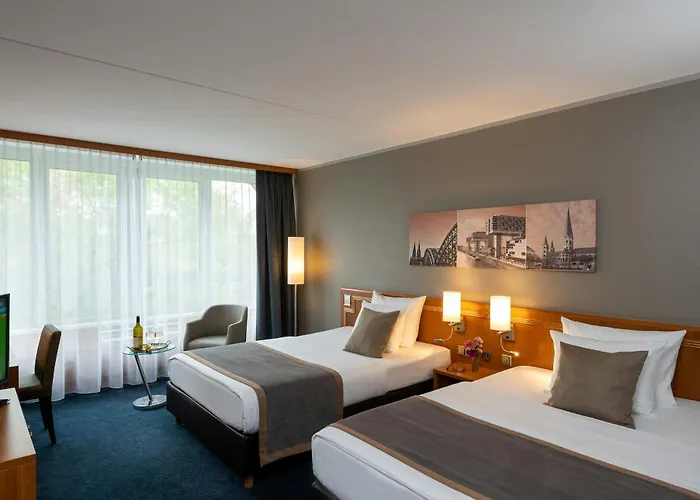Leonardo Bonn Airport Otel 4*