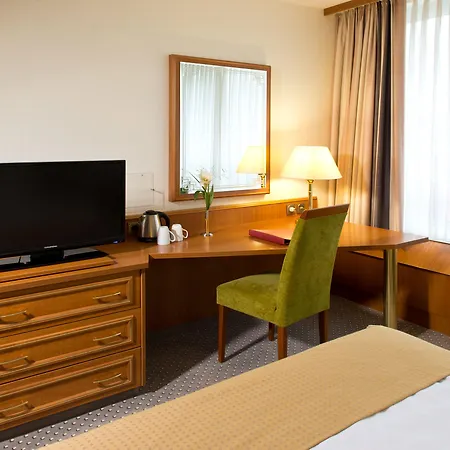Hotel Leonardo Bonn Airport Keulen