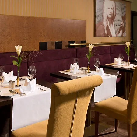 Отель Leonardo Bonn Airport