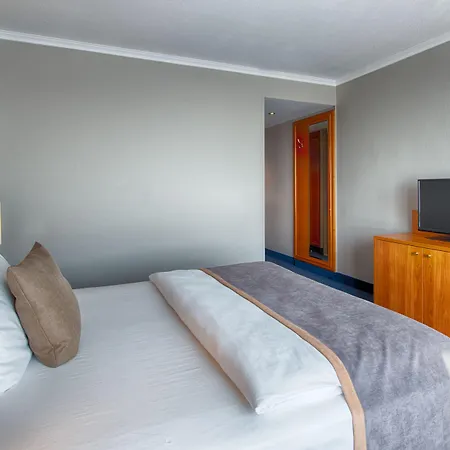 Leonardo Bonn Airport Кёльн