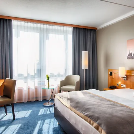 Отель Leonardo Bonn Airport