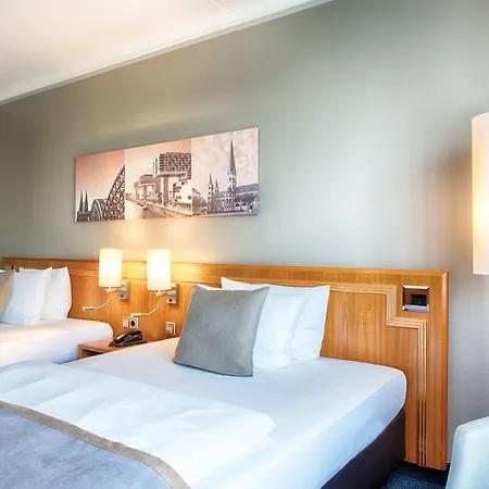 Leonardo Bonn Airport Hotel 4*