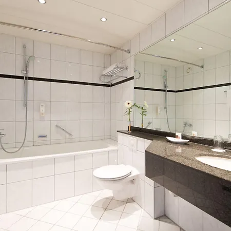 Hotel Leonardo Bonn Airport