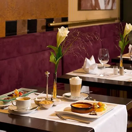 Hotel Leonardo Bonn Airport 4*