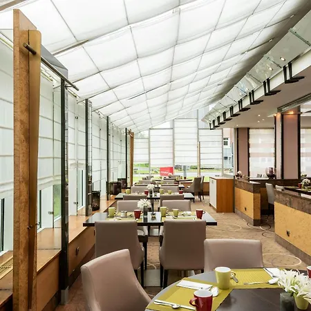 Hotel Leonardo Bonn Airport