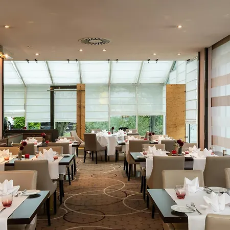Leonardo Bonn Airport Otel 4*