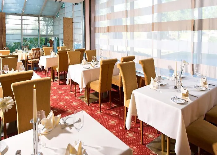 레오나르도 본 에어포트 4* 쾰른