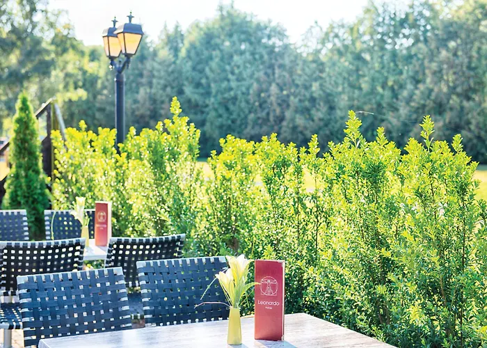 Leonardo Bonn Airport 4*