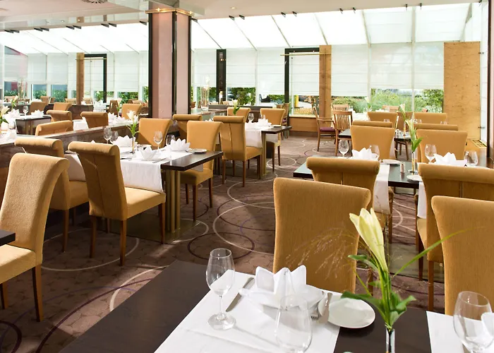 Hotel Leonardo Bonn Airport 4*