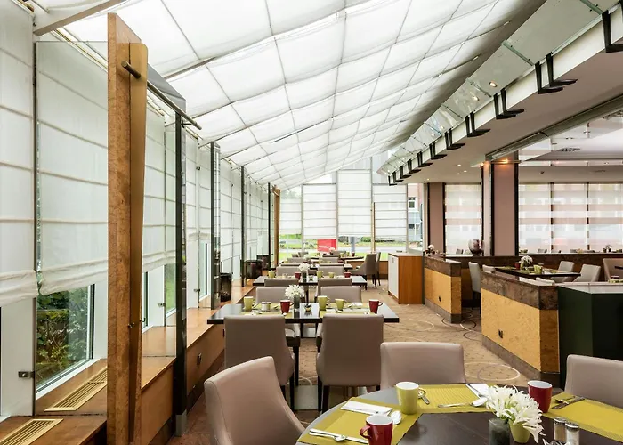 Hotel Leonardo Bonn Airport