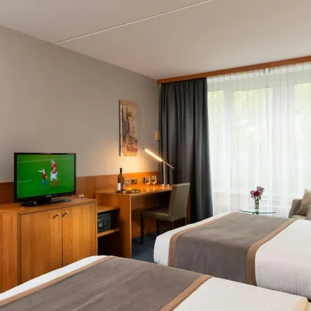 Leonardo Bonn Airport Hotel 4*
