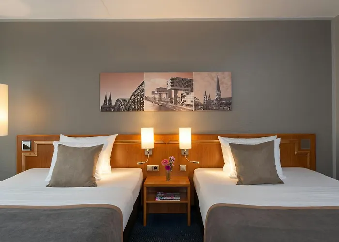 レオナルド ボン エアポート ケルン