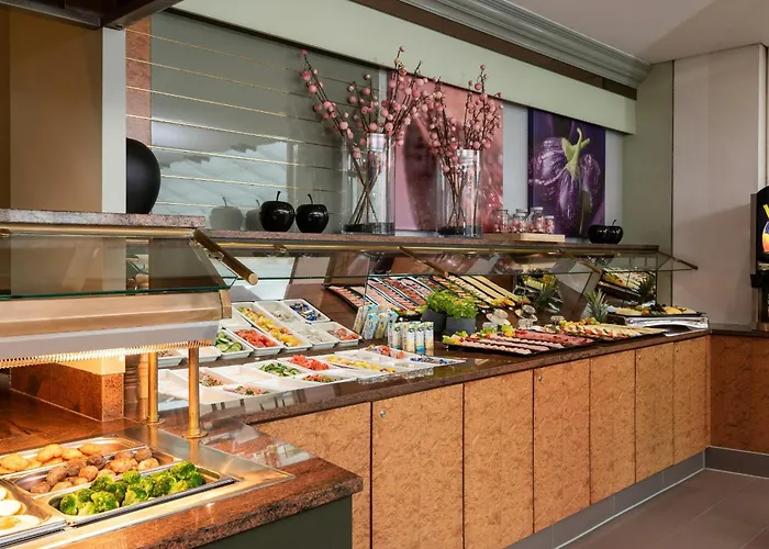 レオナルド ボン エアポート 4*