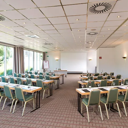 Leonardo Bonn Airport 4*