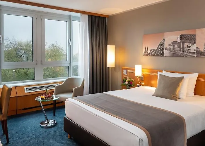 Hotel Leonardo Bonn Airport 4*