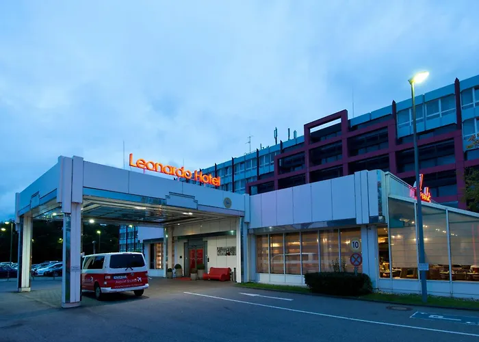 Отель Leonardo Bonn Airport Кёльн
